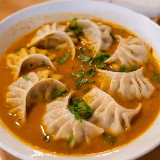 Buff Jhol Mo:Mo