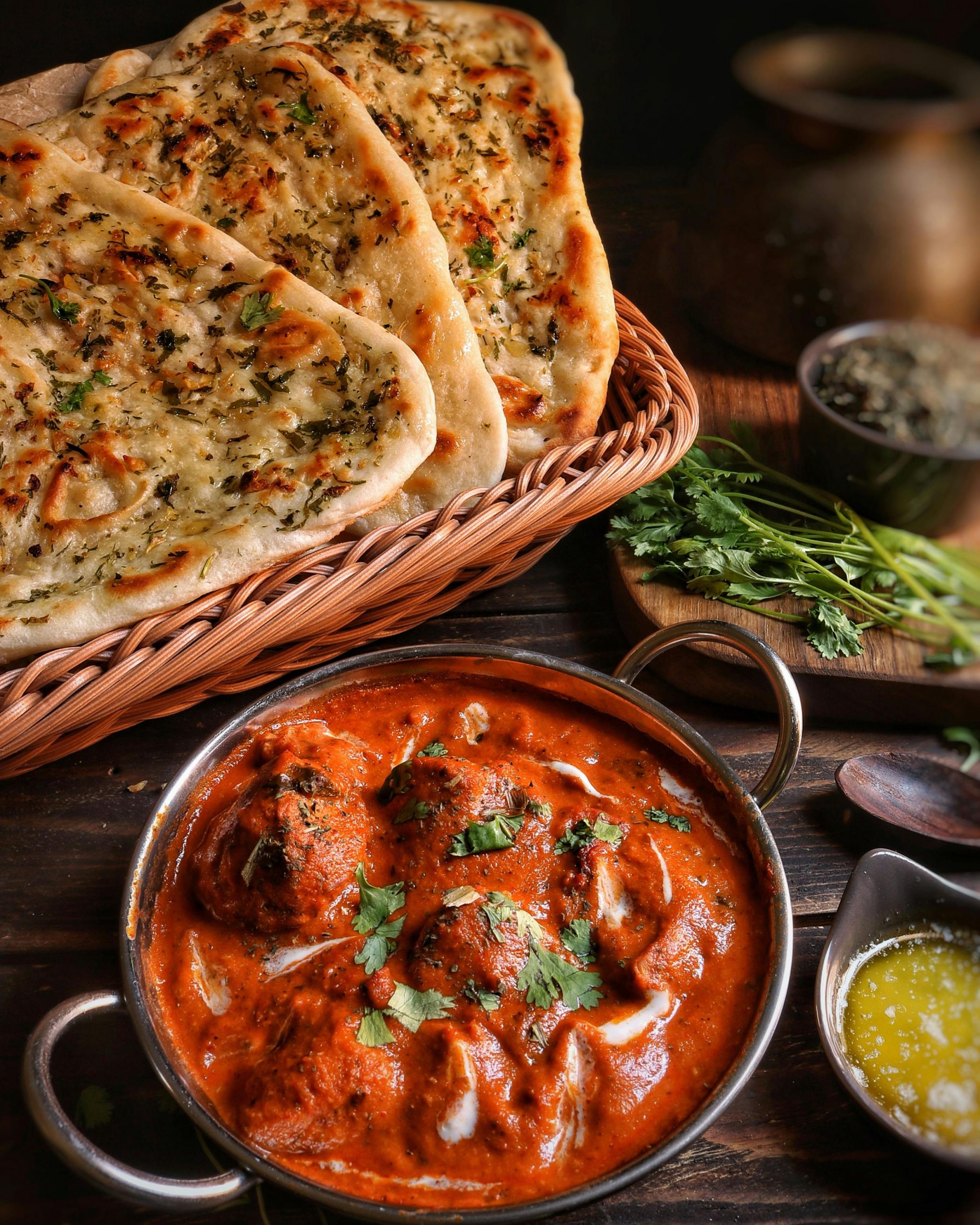 Special Butter Chicken With Naan